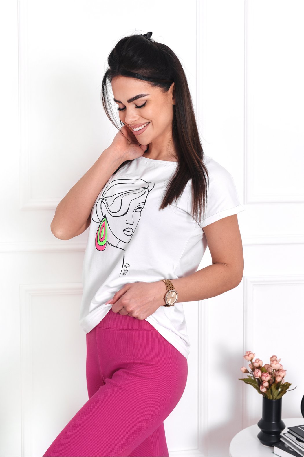 T-SHIRT DAMSKI Z NADRUKIEM MIA