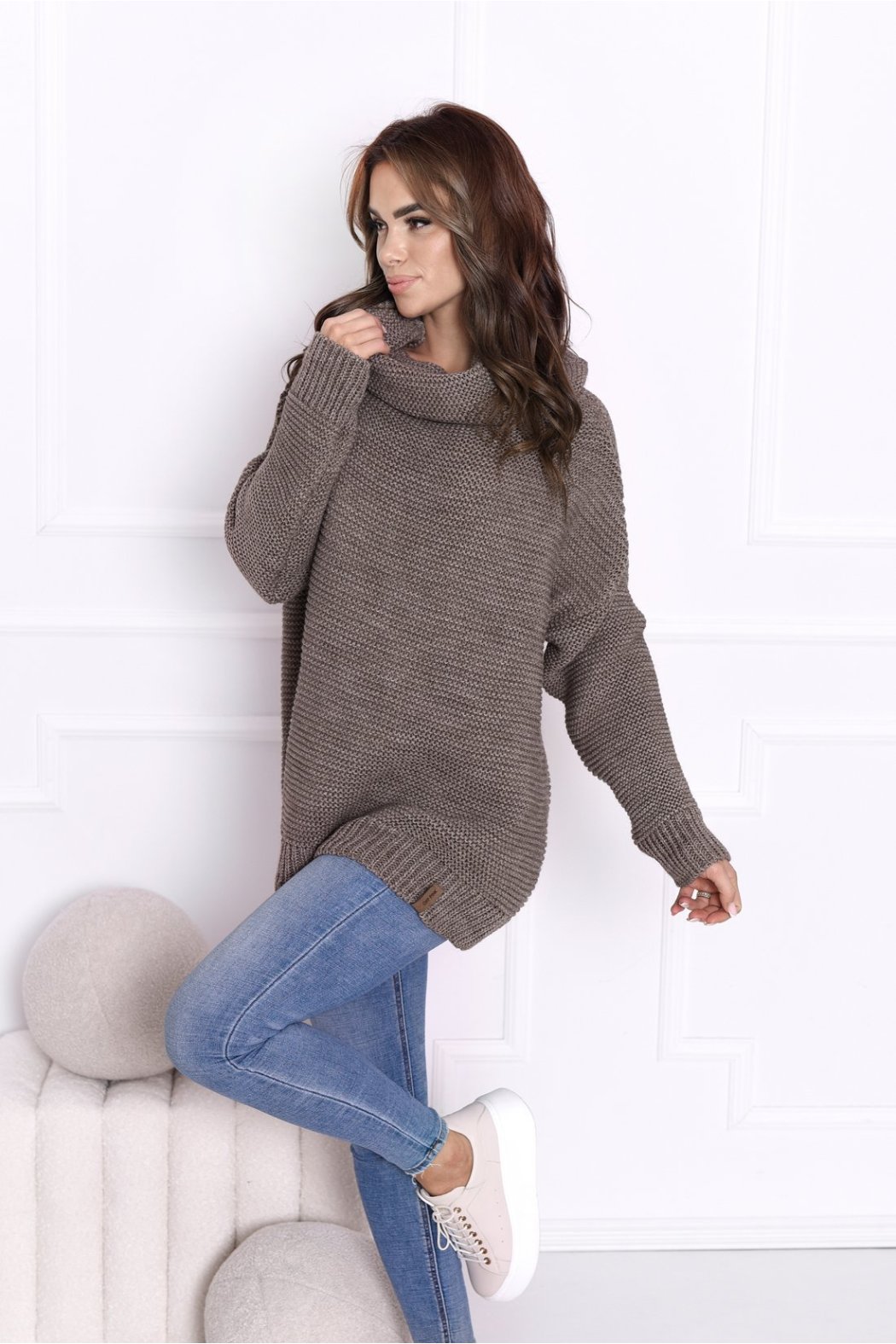 SWETER DAMSKI OVERSIZE Z GOLFEM CARINO