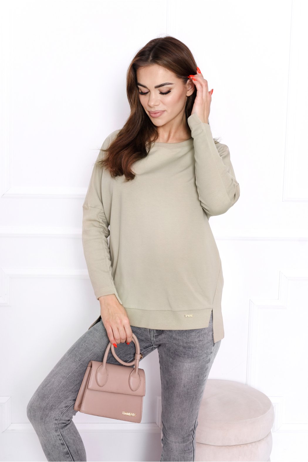 BLUZA DAMSKA Z ROZCIĘCIAMI...