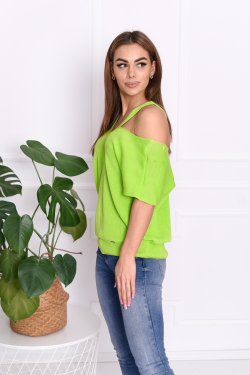 SWETER DAMSKI Z OZDOBNYMI ROZCIĘCIAMI LARISA