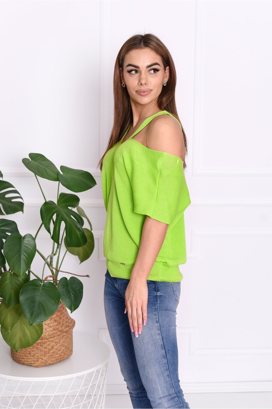 SWETER DAMSKI Z OZDOBNYMI...