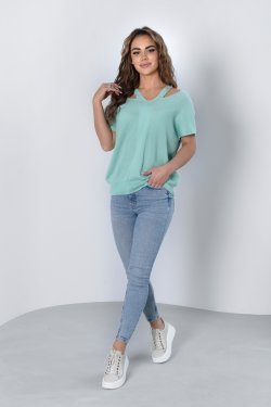 SWETER DAMSKI Z OZDOBNYMI ROZCIĘCIAMI LARISA