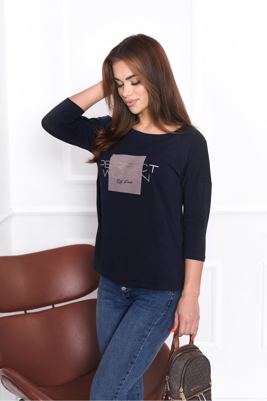 BLUZKA DAMSKA Z NADRUKIEM...