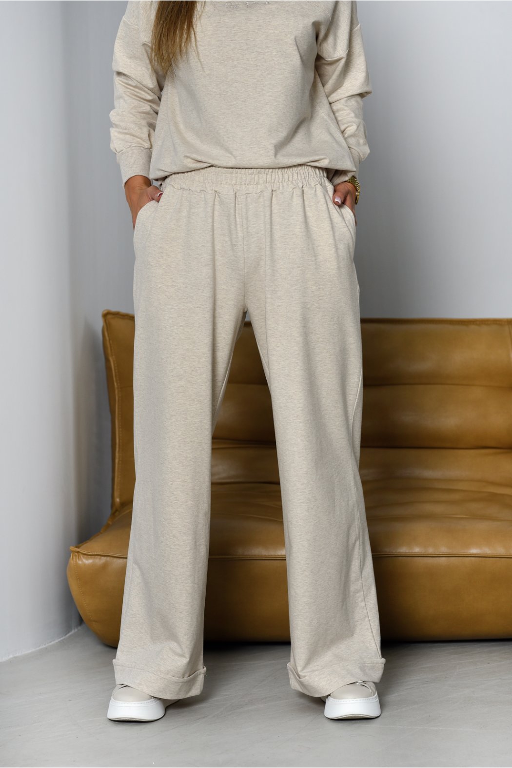 SPODNIE DAMSKIE Z SZEROKIMI...