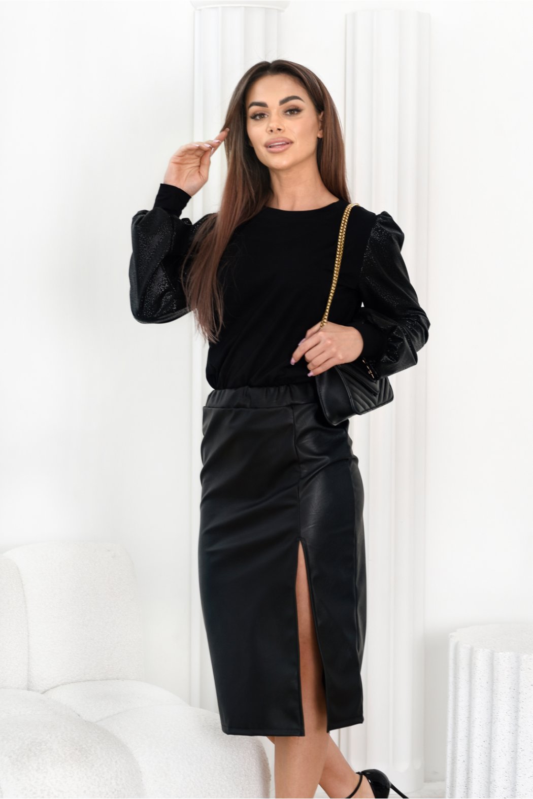 BLUZKA DAMSKA Z OZDOBNYMI...