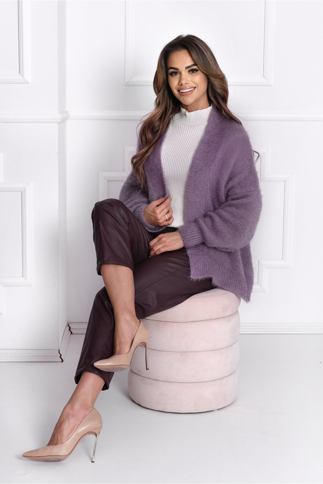 KRÓTKI KARDIGAN DAMSKI BEZ...