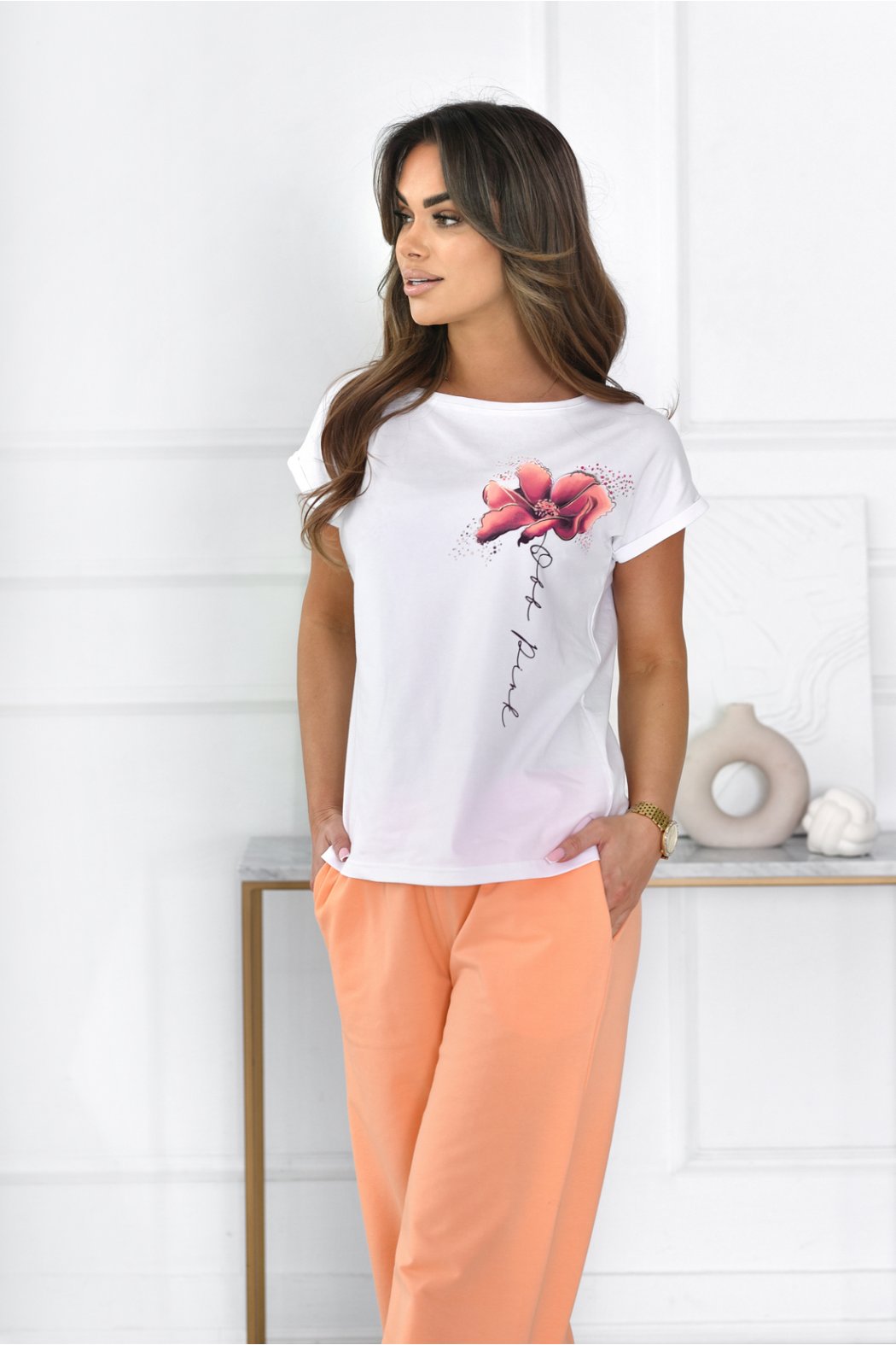 BLUZKA DAMSKA Z KRÓTKIM...