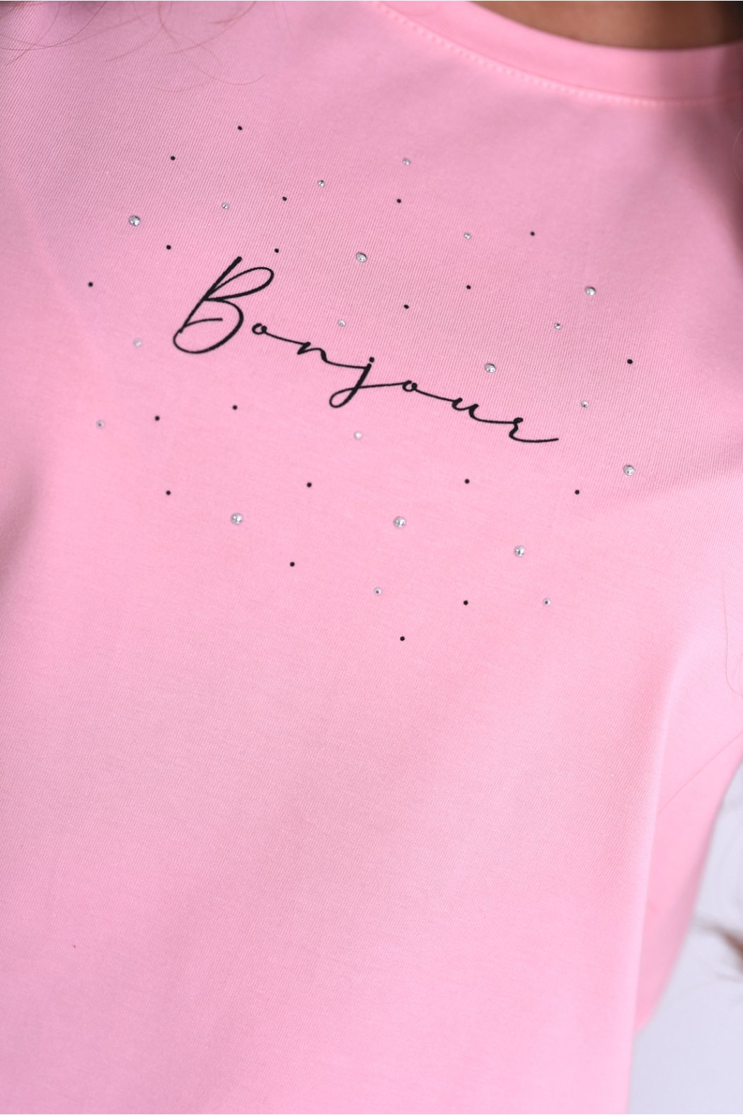 T-SHIRT DAMSKI Z APLIKACJĄ...