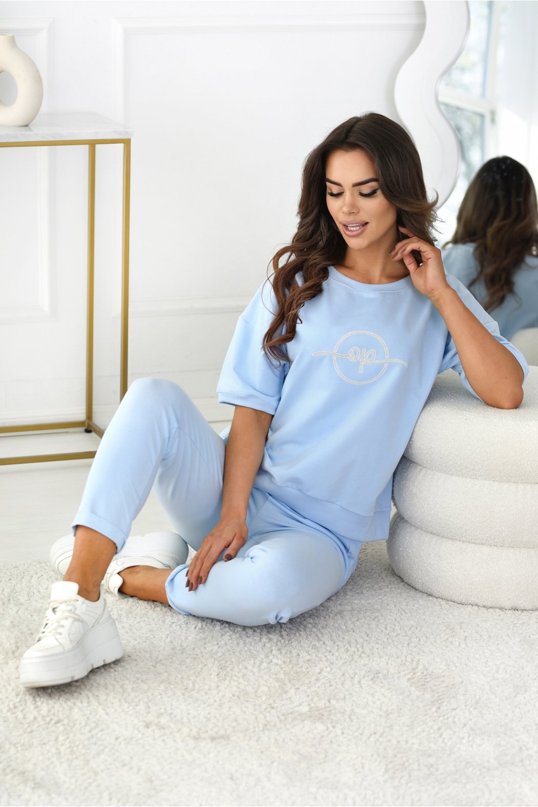 BLUZA DAMSKA Z KRÓTKIM...