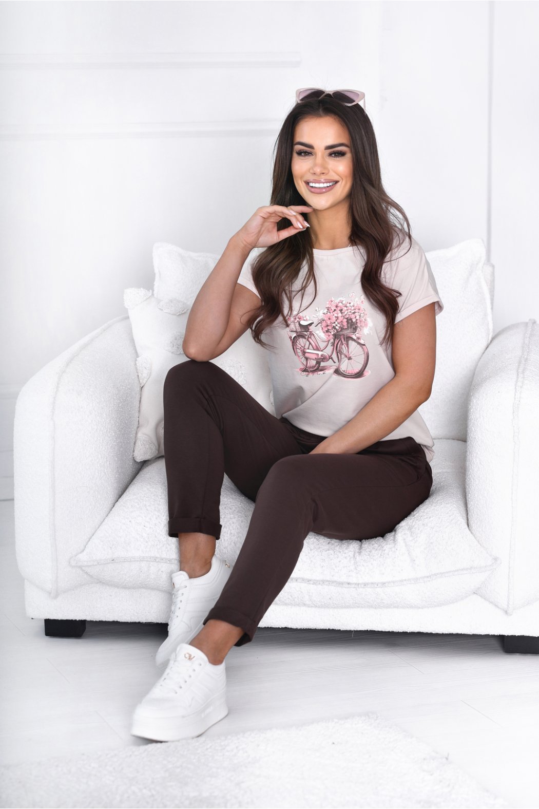 BLUZKA DAMSKA Z KRÓTKIM...