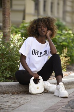 T-SHIRT DAMSKI BAWEŁNIANY Z NAPISEM - SAONA