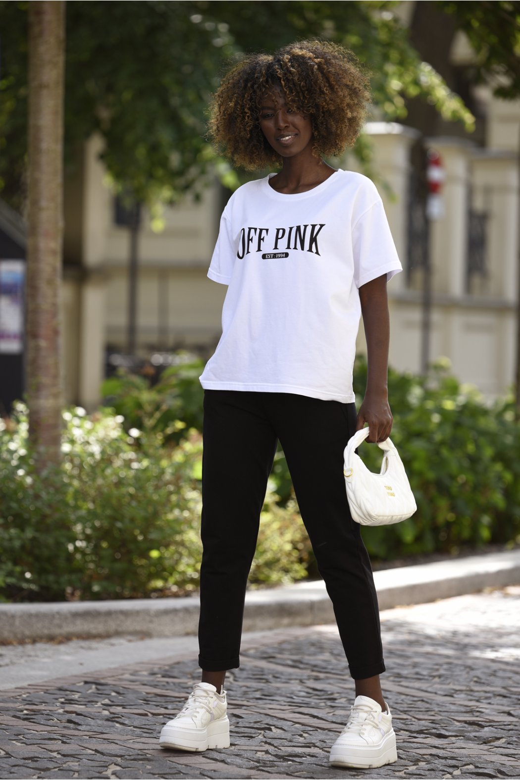 T-SHIRT DAMSKI BAWEŁNIANY Z NAPISEM - SAONA