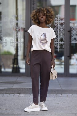 BLUZKA DAMSKA Z KRÓTKIM RĘKAWEM I NADRUKIEM - RANI