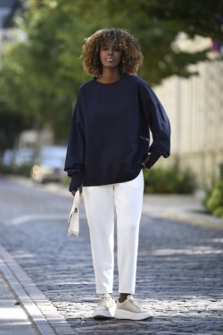 BLUZA DAMSKA Z DŁUGIM RĘKAWEM - MANOLITA