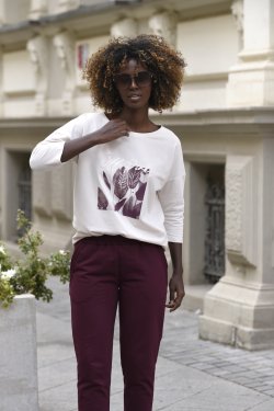 BLUZKA DAMSKA Z NADRUKIEM I 3/4 RĘKAWEM - EMANUELA