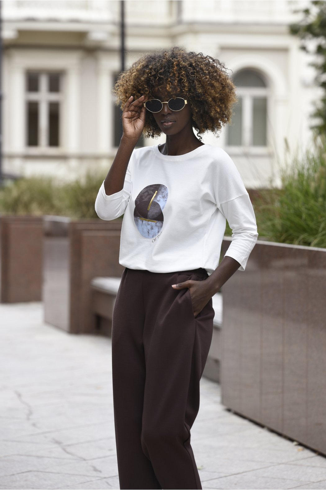 BLUZKA DAMSKA Z NADRUKIEM...