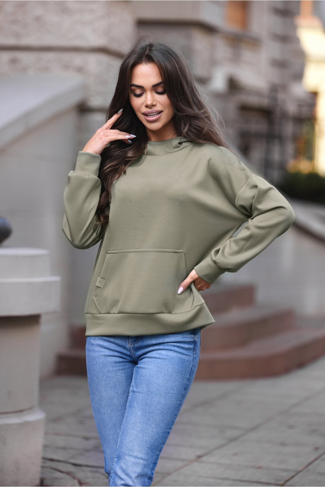 BLUZA DAMSKA Z KAPTUREM...