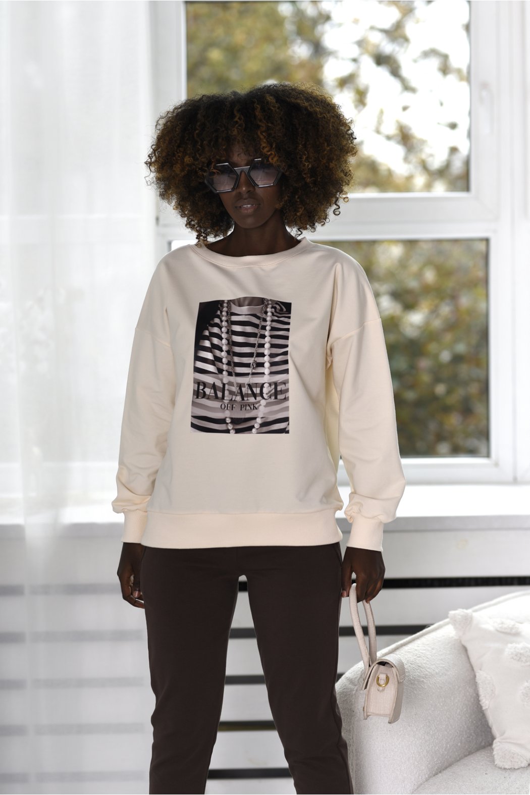 BLUZA DAMSKA Z NADRUKIEM -...