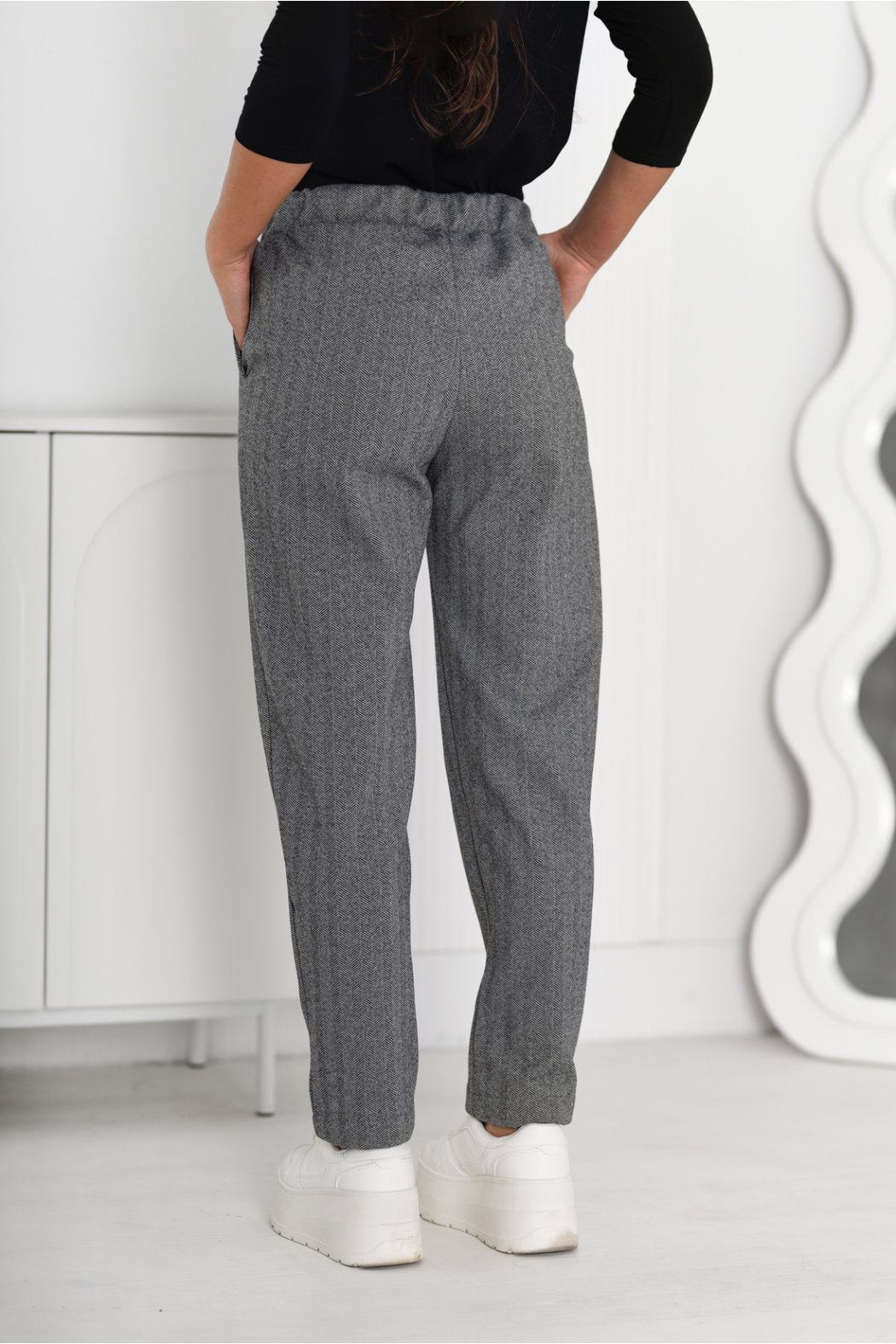 ELEGANCKIE SPODNIE DAMSKIE W JODEŁKĘ - MODI