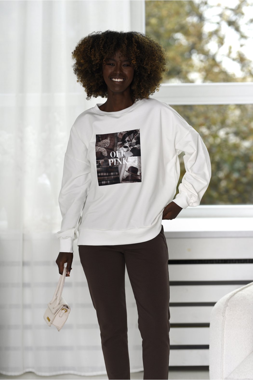 BLUZA DAMSKA Z NADRUKIEM -...