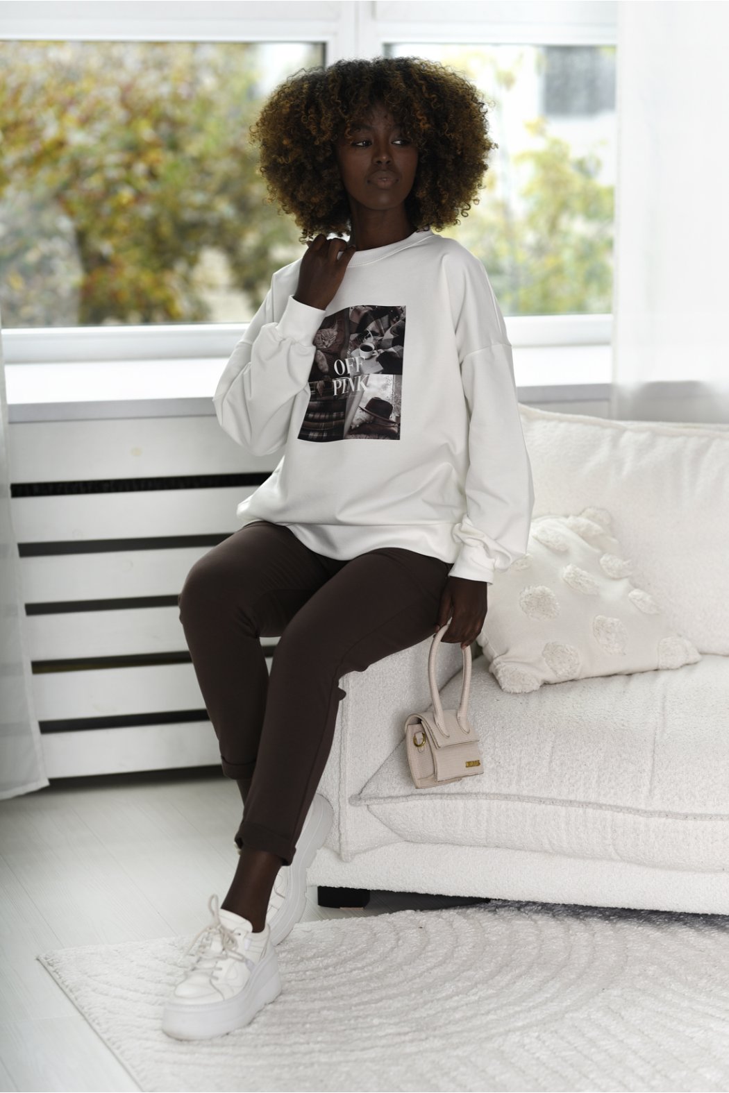 BLUZA DAMSKA Z NADRUKIEM -...