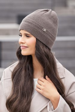 CZAPKA DAMSKA Z WEŁNY MERINO P079