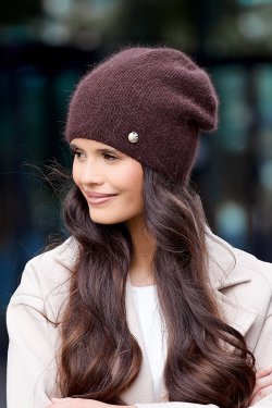 CZAPKA DAMSKA Z DODATKIEM ANGORY P083