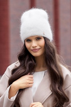 CZAPKA DAMSKA Z DODATKIEM ANGORY P086