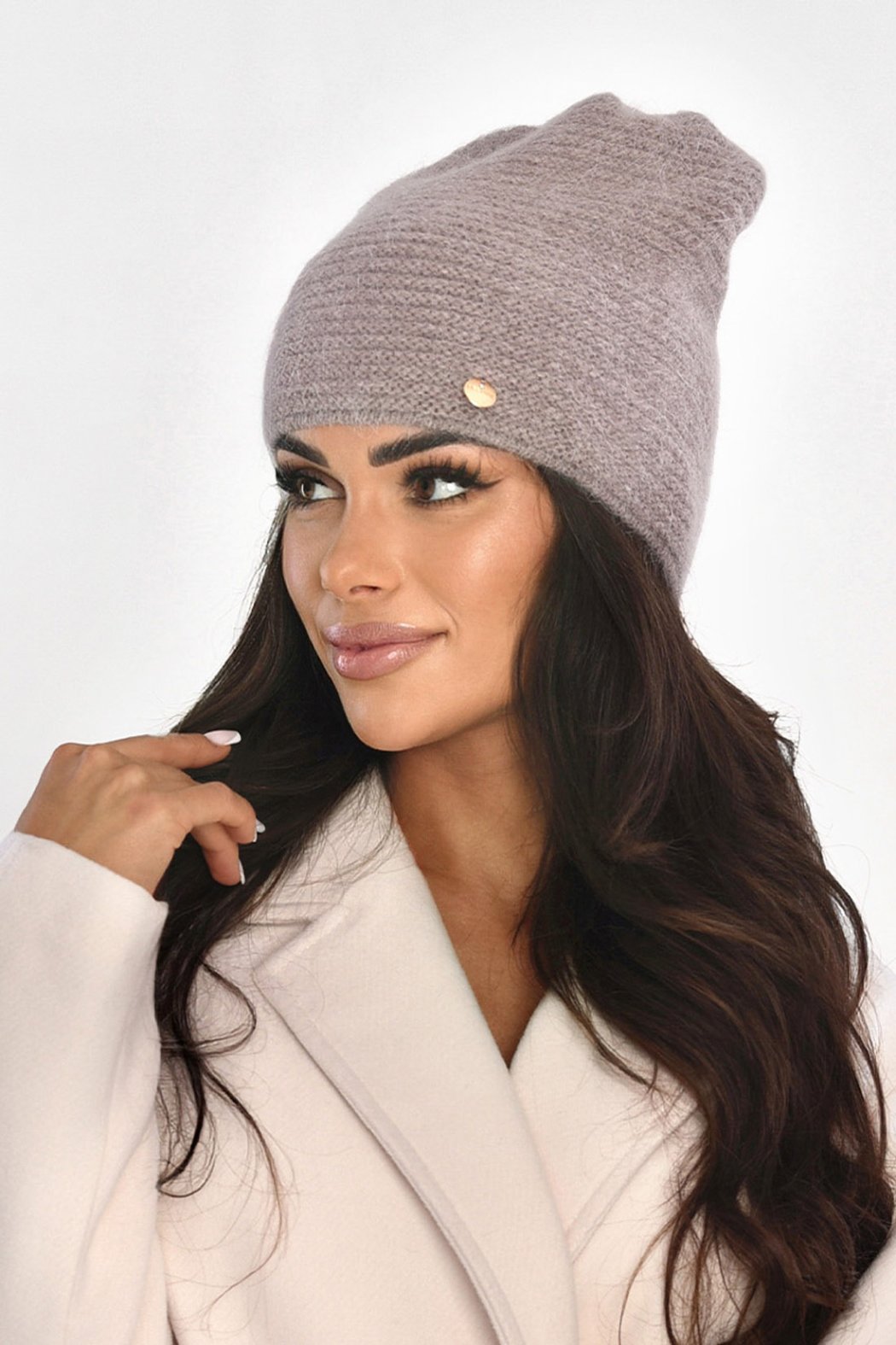 CZAPKA DAMSKA Z DODATKIEM...