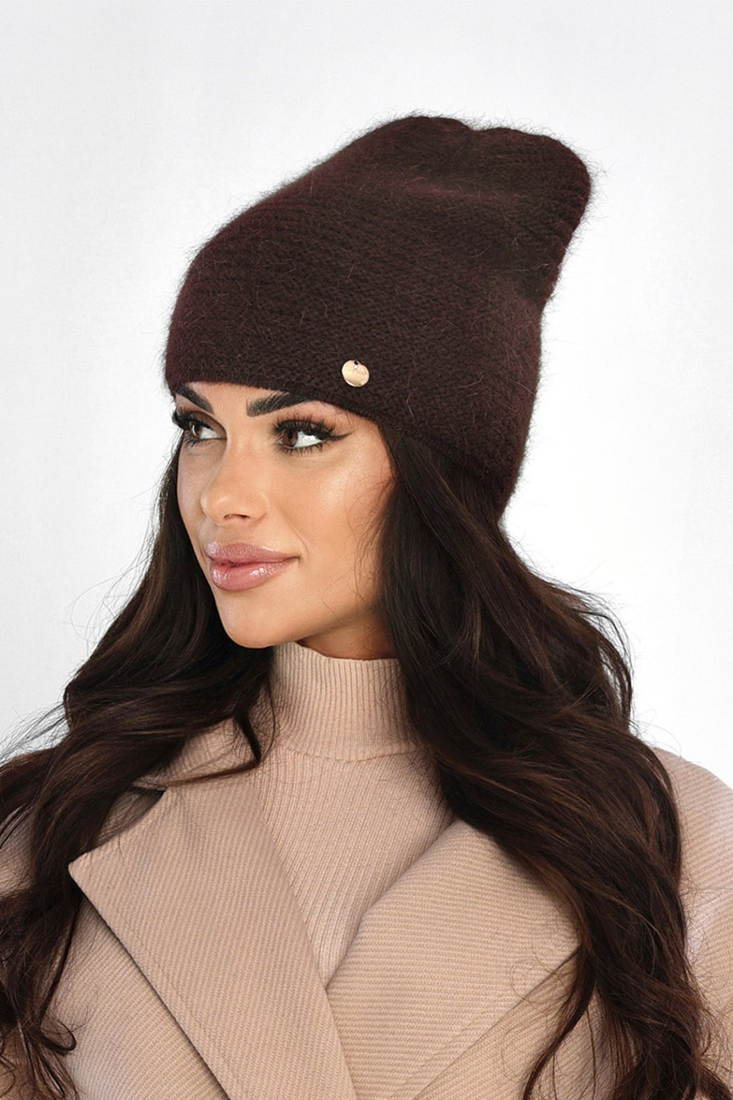 CZAPKA DAMSKA Z DODATKIEM...