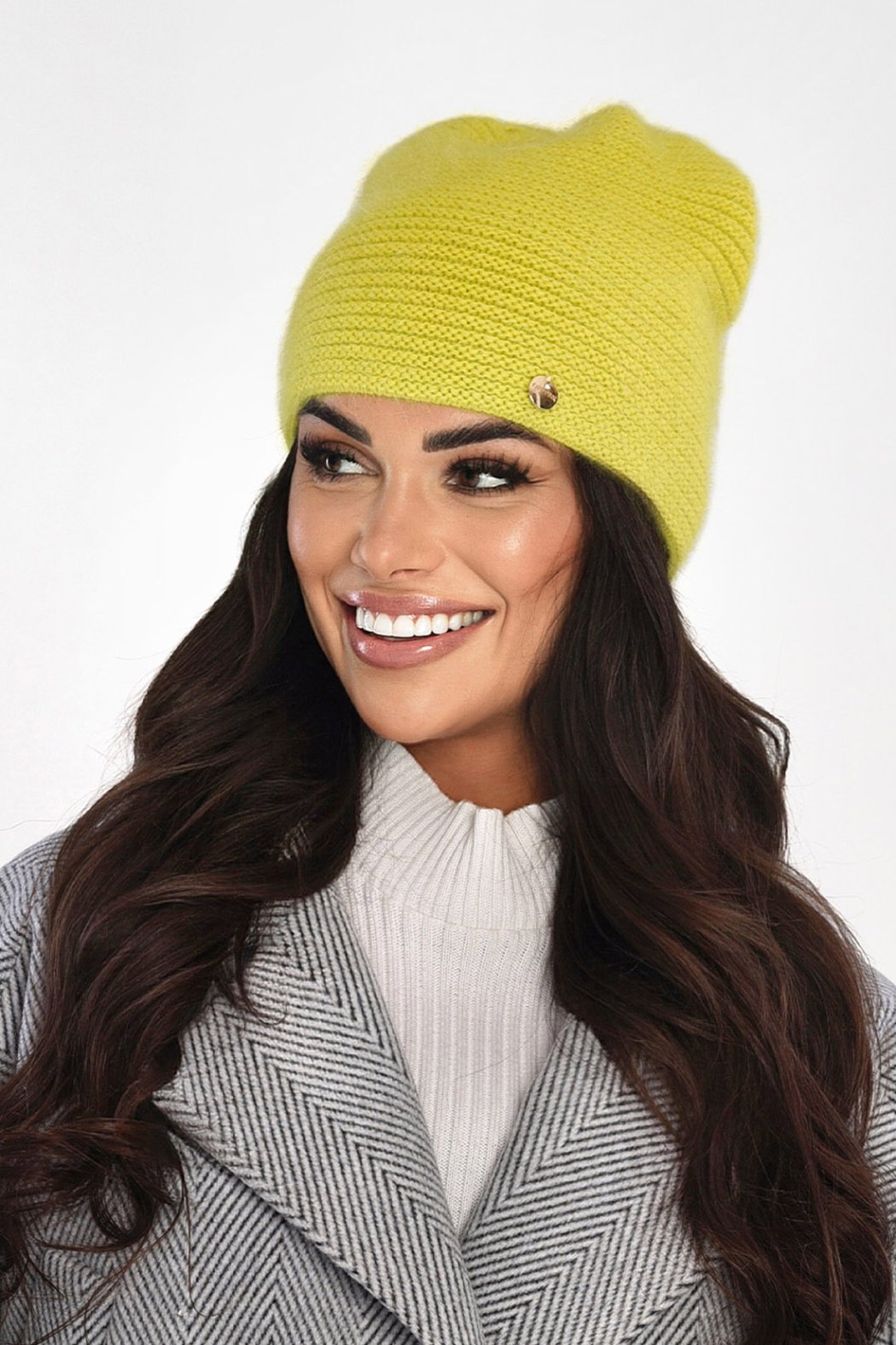 CZAPKA DAMSKA Z DODATKIEM...