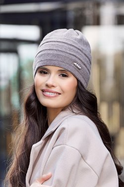 CZAPKA DAMSKA Z DODATKIEM WEŁNY P091