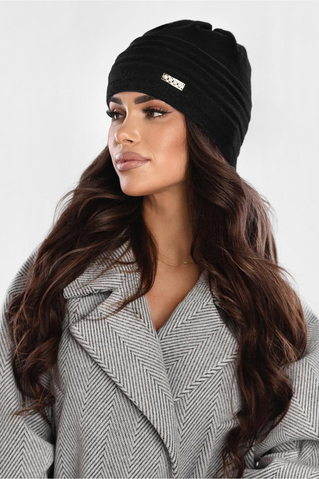 CZAPKA DAMSKA Z DODATKIEM...