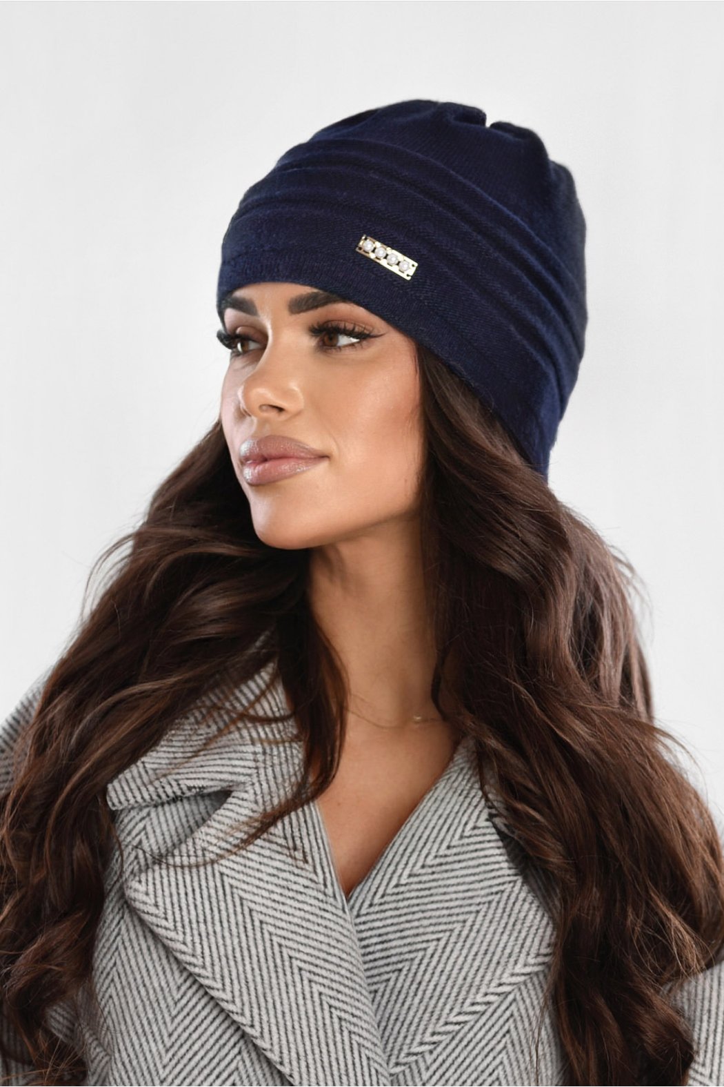 CZAPKA DAMSKA Z DODATKIEM...