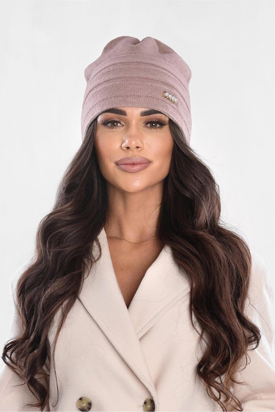 CZAPKA DAMSKA Z DODATKIEM...