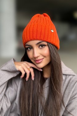 CZAPKA DAMSKA Z DODATKIEM WEŁNY P094