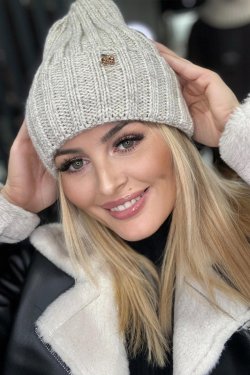 CZAPKA MŁODZIEŻOWA Z BLASZKĄ WISIENKI 50/257