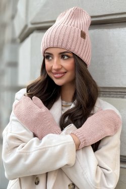 CZAPKA DAMSKA Z WEŁNY MERINO P090