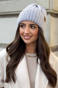 CZAPKA DAMSKA Z DODATKIEM WEŁNY P081