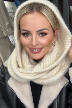 KOMIN Z KAPTUREM DAMSKI 48/495