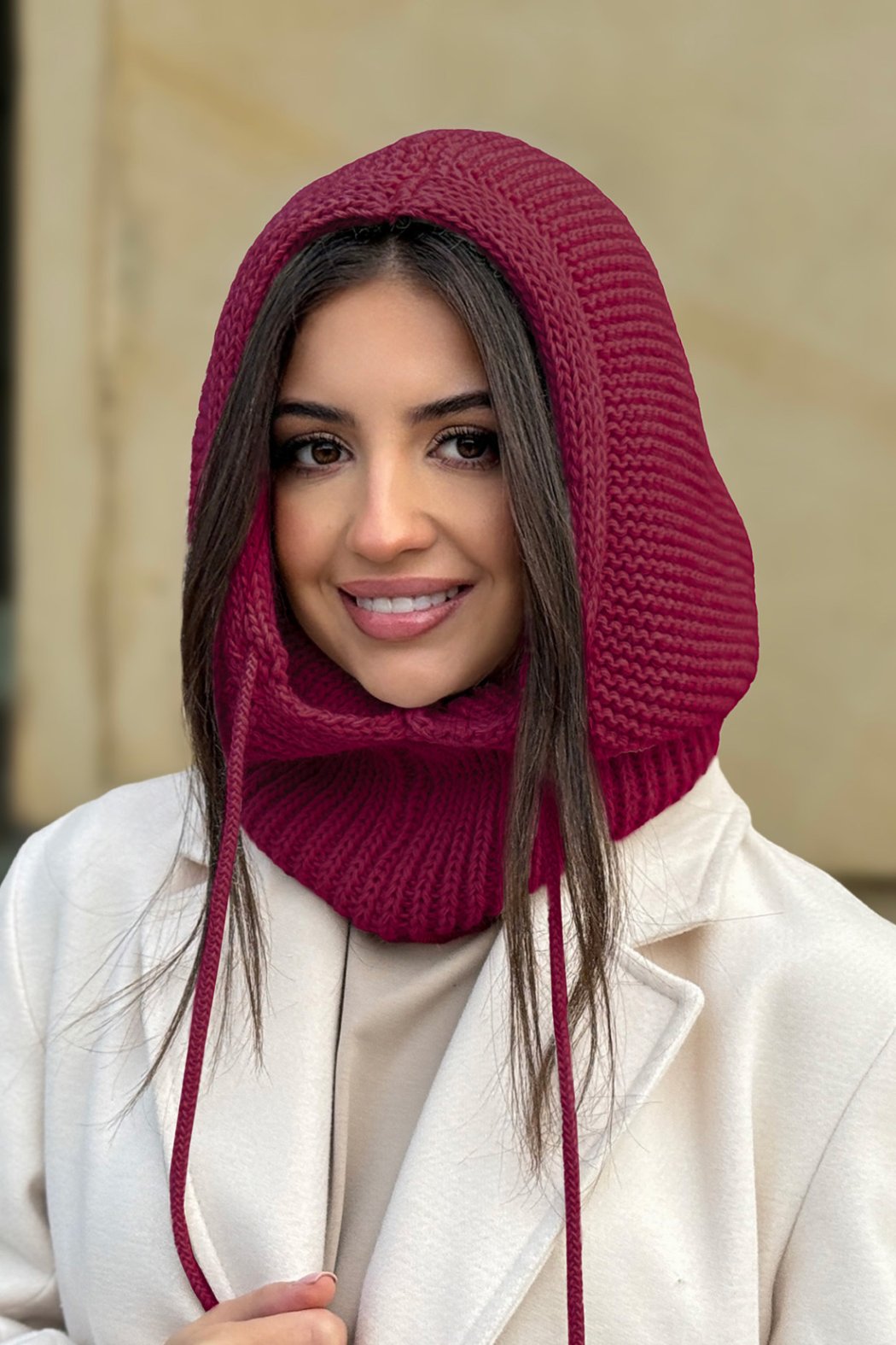 KOMIN Z KAPTUREM DAMSKI...