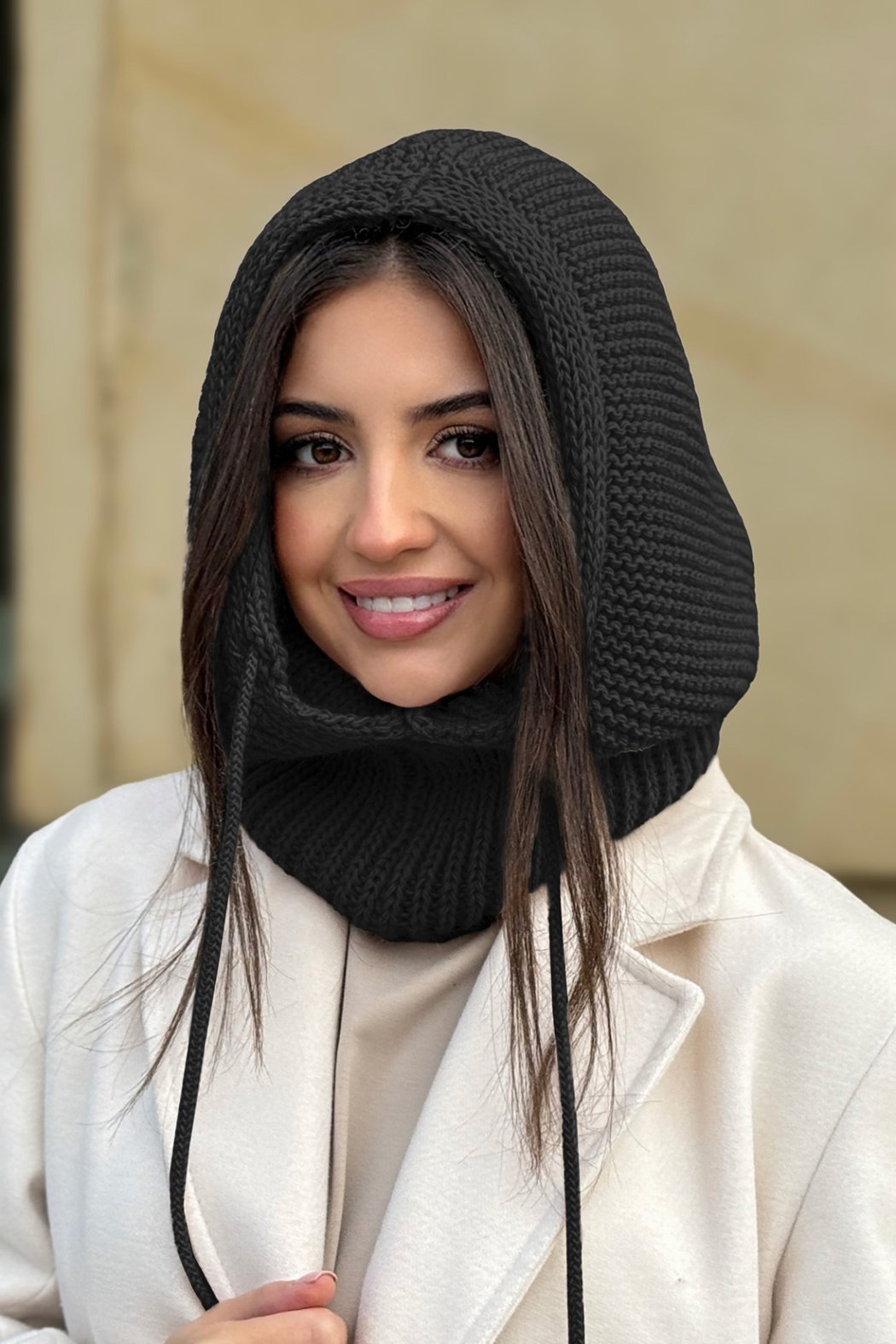 KOMIN Z KAPTUREM DAMSKI...