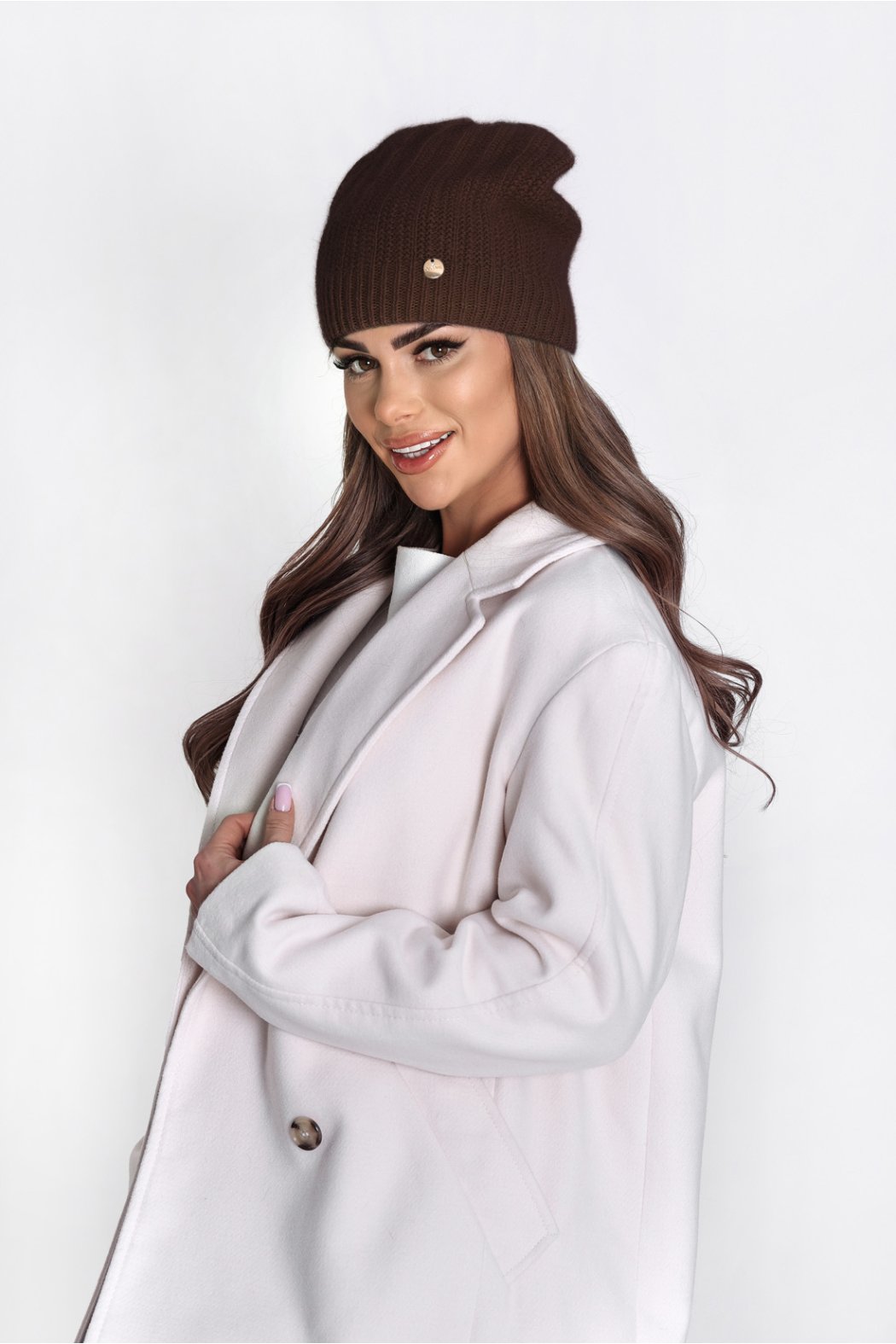 CZAPKA DAMSKA P072 - Czekolada