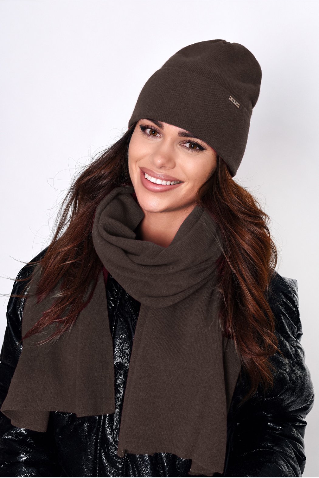 CZAPKA DAMSKA P024 - Ciemny...