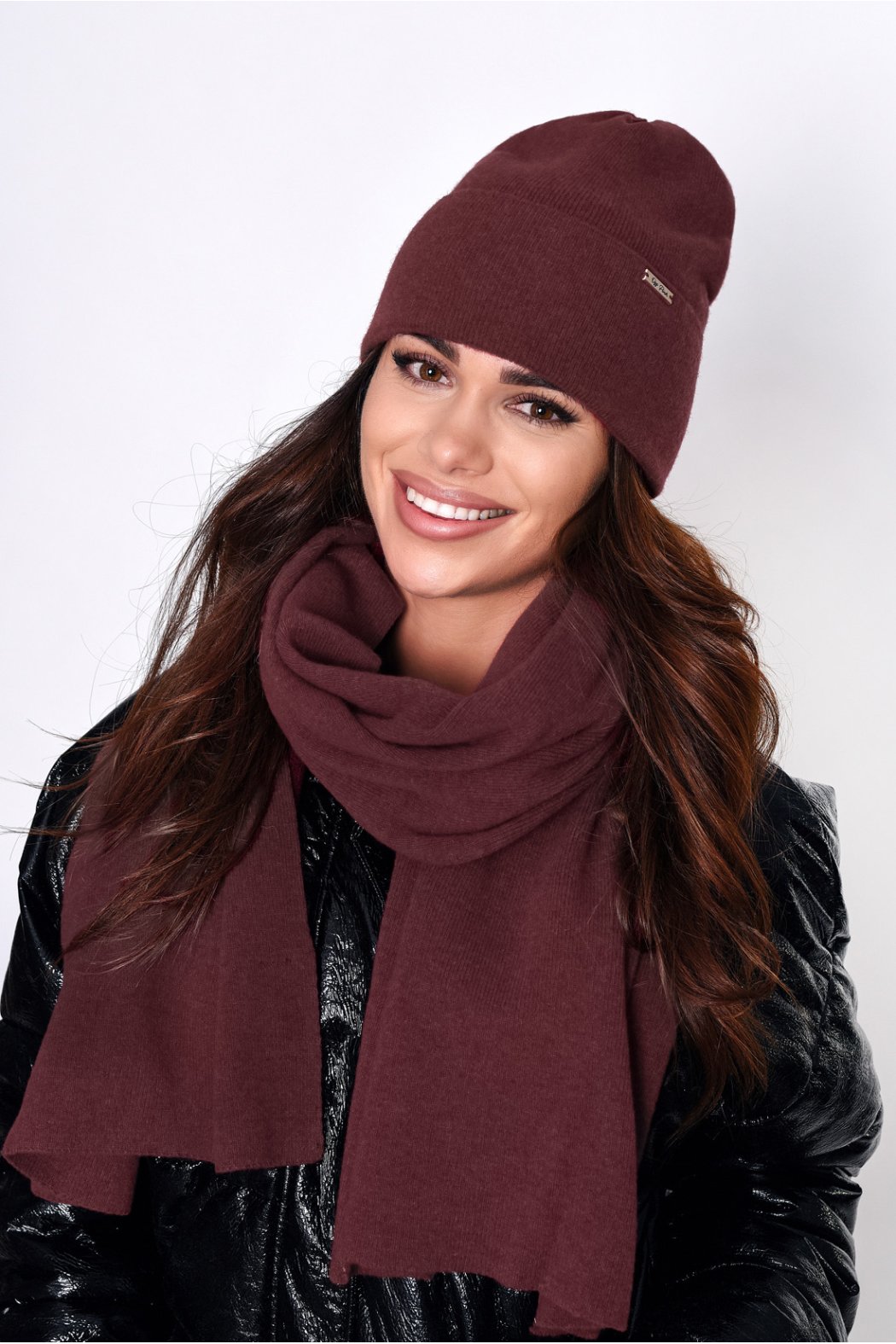 CZAPKA DAMSKA P024 - Burgund