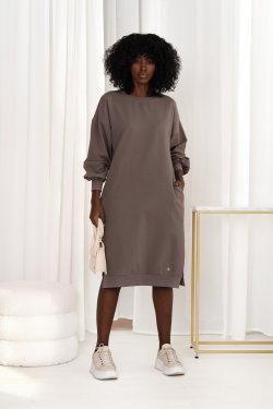 SUKIENKA DRESOWA OVERSIZE Z ROZCIĘCIAMI PO BOKACH LOTTA