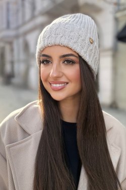 CZAPKA DAMSKA Z WEŁNY MERINO P075