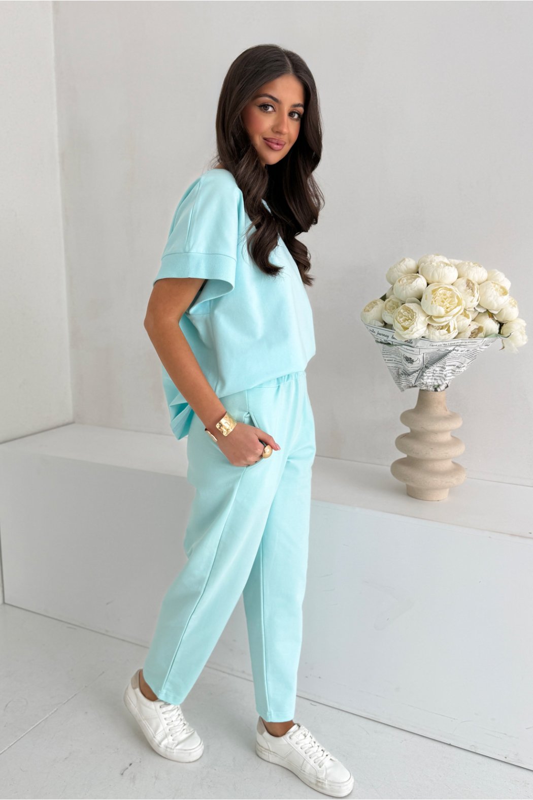 BAWEŁNIANE SPODNIE Z LUŹNĄ...