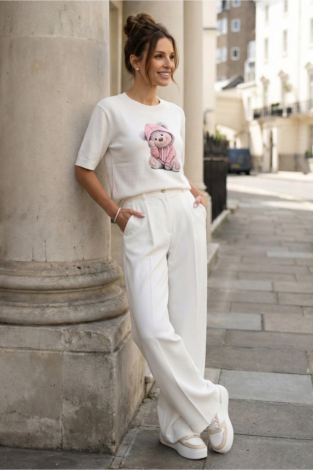 SWETER DAMSKI Z NADRUKIEM...