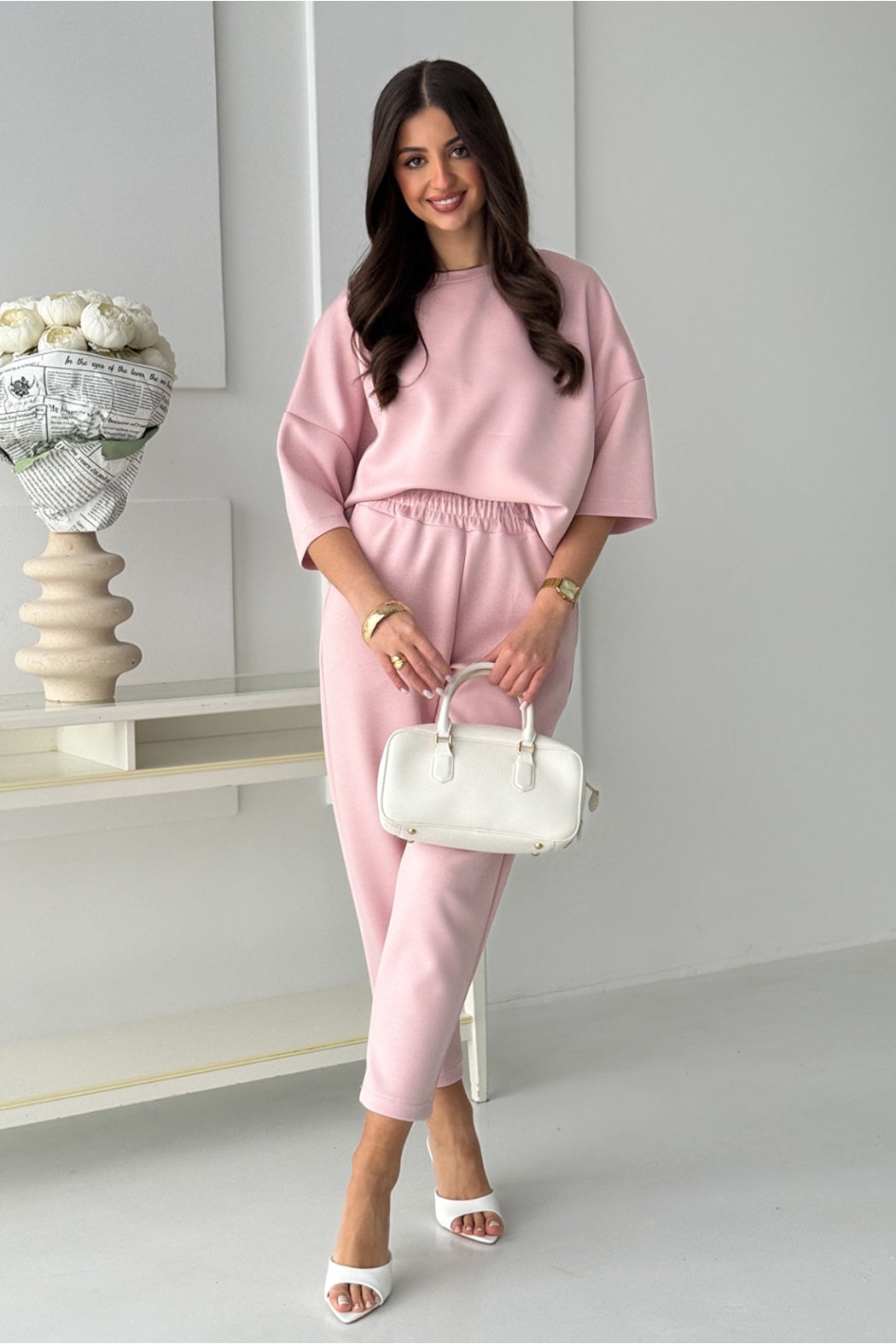 BLUZKA DAMSKA Z MIĘKKIEJ...